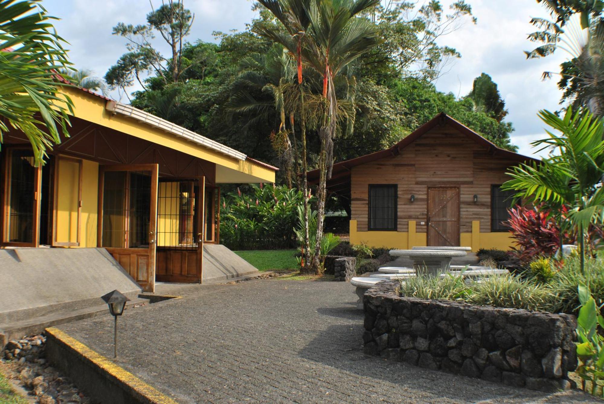 Hotel Arenal Country Inn La Fortuna Εξωτερικό φωτογραφία